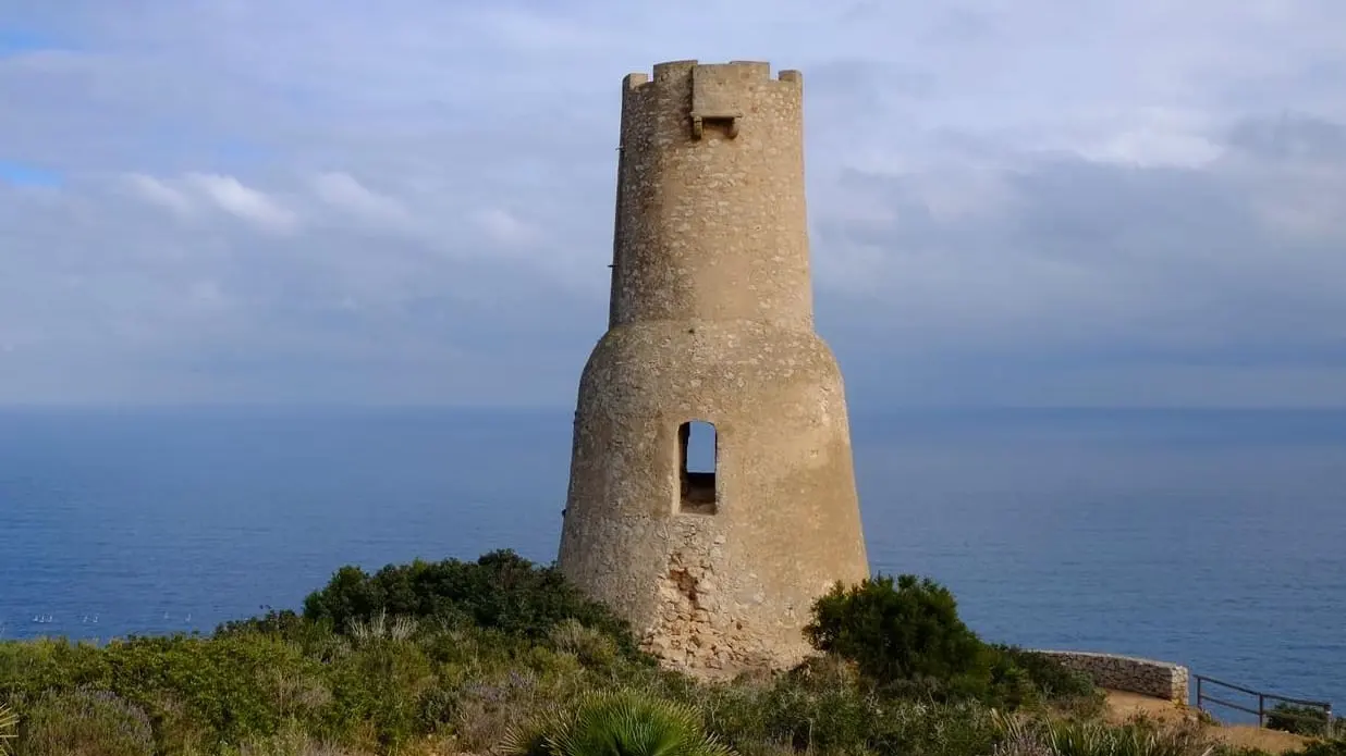 Excursión en familia Torre del Gerro